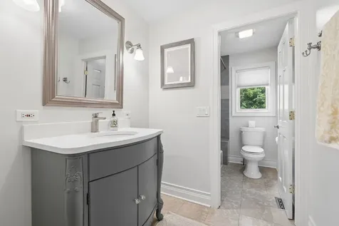 8425 Charleston Drive Burr Ridge IL 60527