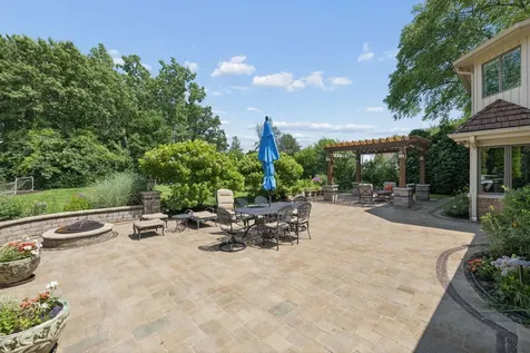 8425 Charleston Drive Burr Ridge IL 60527