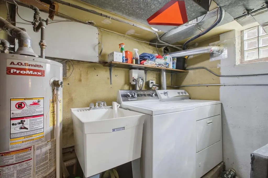 7734 West Glenlake Avenue Chicago IL 60631