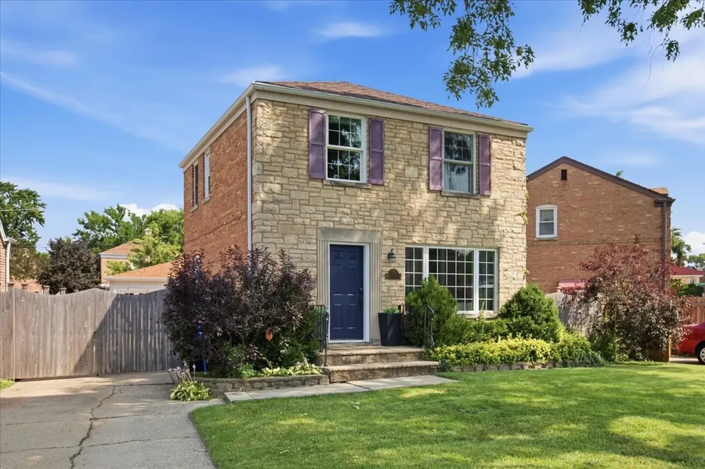 7734 West Glenlake Avenue Chicago IL 60631