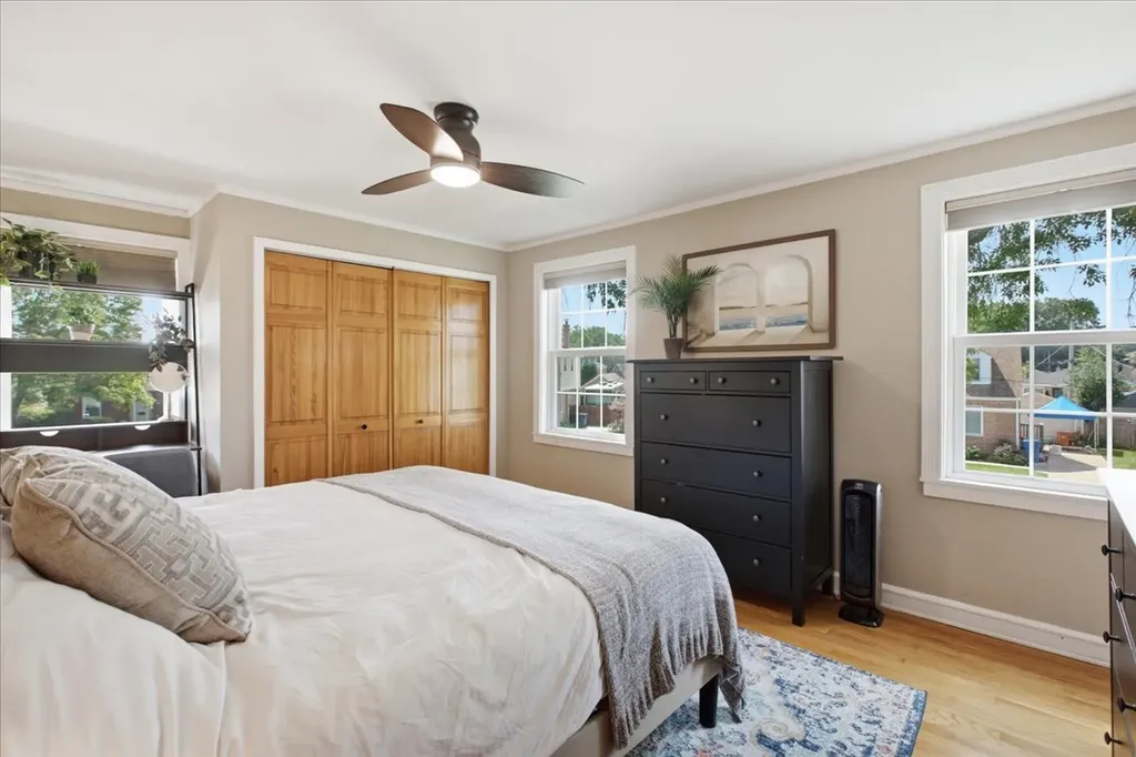7734 West Glenlake Avenue Chicago IL 60631