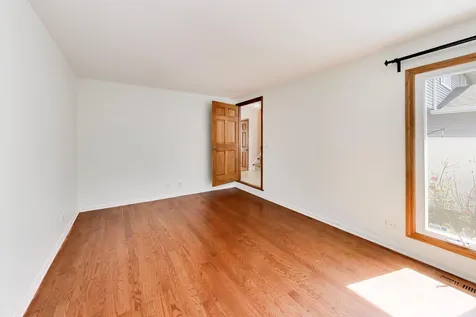 520 Hummingbird Lane Deerfield IL 60015