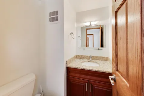 520 Hummingbird Lane Deerfield IL 60015