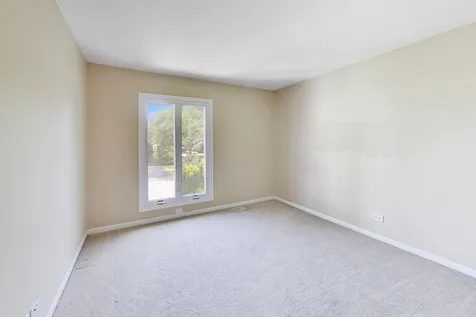 520 Hummingbird Lane Deerfield IL 60015