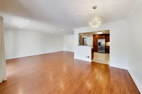 520 Hummingbird Lane Deerfield IL 60015