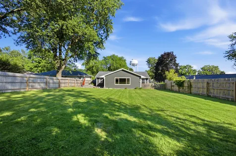 4220 Ponca Street Mchenry IL 60050