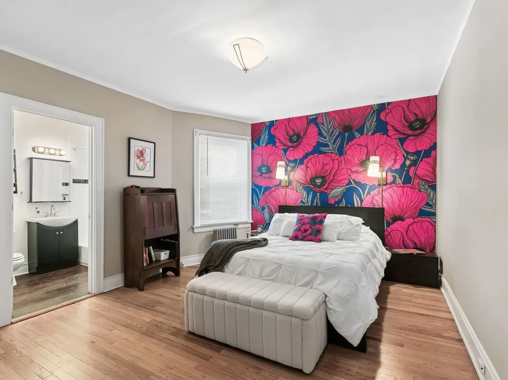 7358 North Damen Avenue Chicago IL 60645