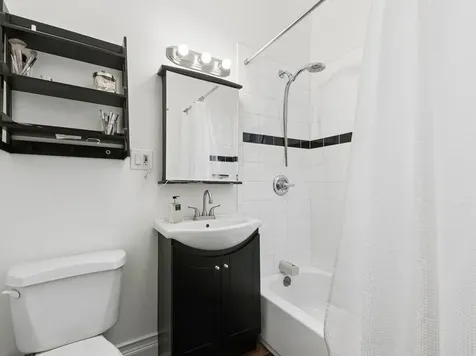 7358 North Damen Avenue Chicago IL 60645