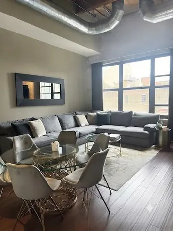 2303 South Michigan Avenue Chicago IL 60616