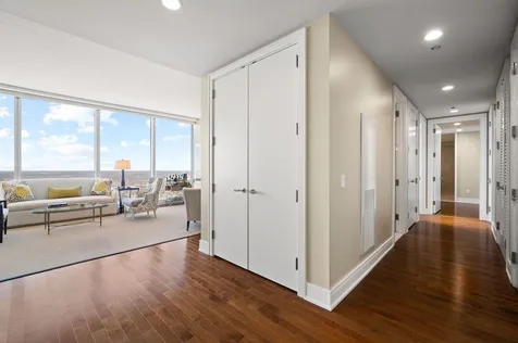 401 North Wabash Avenue Chicago IL 60611