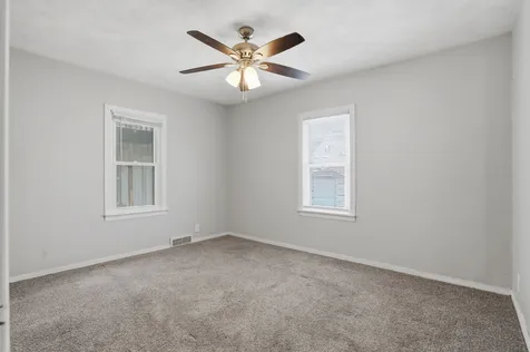 120 20TH Street East Moline IL 61244