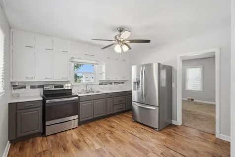 120 20TH Street East Moline IL 61244