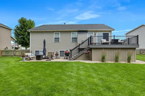 2911 Breezewood Boulevard Bloomington IL 61704