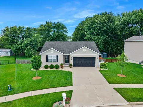 2911 Breezewood Boulevard Bloomington IL 61704