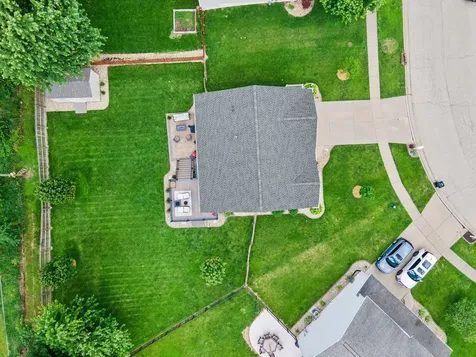 2911 Breezewood Boulevard Bloomington IL 61704