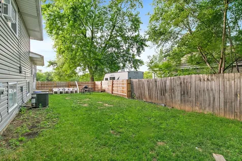 140 Skyline Drive Carpentersville IL 60110