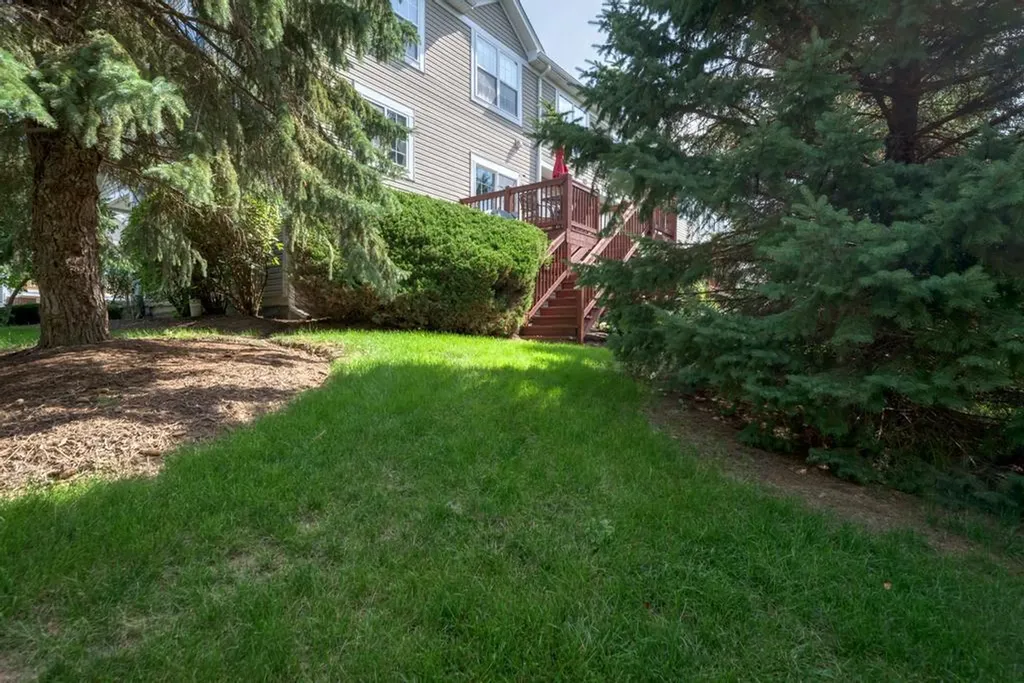 567 Declaration Lane Aurora IL 60502