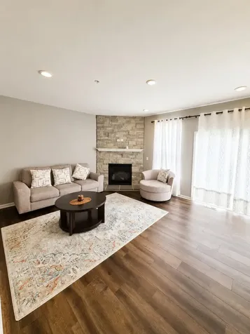 342 Western Avenue Des Plaines IL 60016