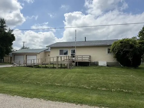 108 Lafayette Street Magnolia IL 61336