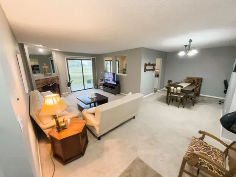 544 Elizabeth Drive Wood Dale IL 60191