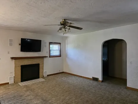 309 Maple Street Prophetstown IL 61277