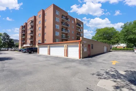 1470 Jefferson Street Des Plaines IL 60016