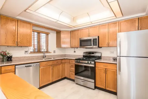 1470 Jefferson Street Des Plaines IL 60016