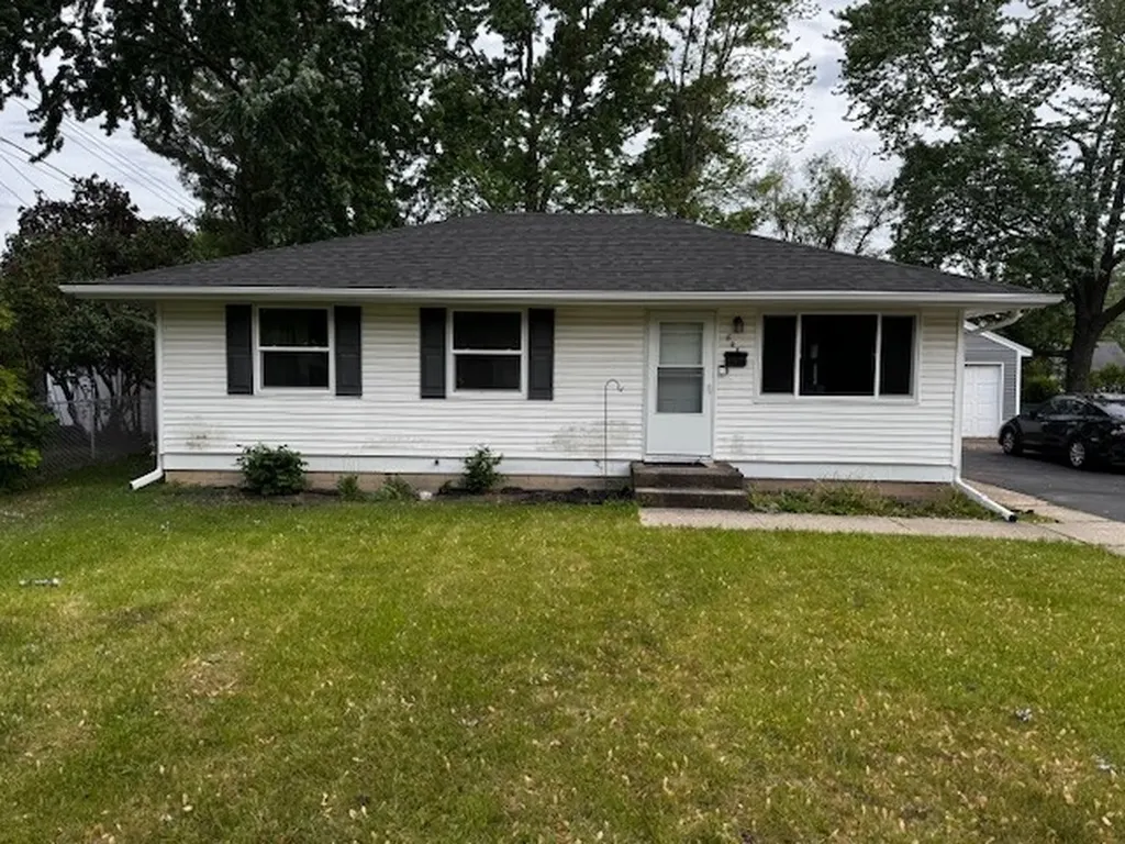 805 Hollyberry Drive Joliet IL 60435