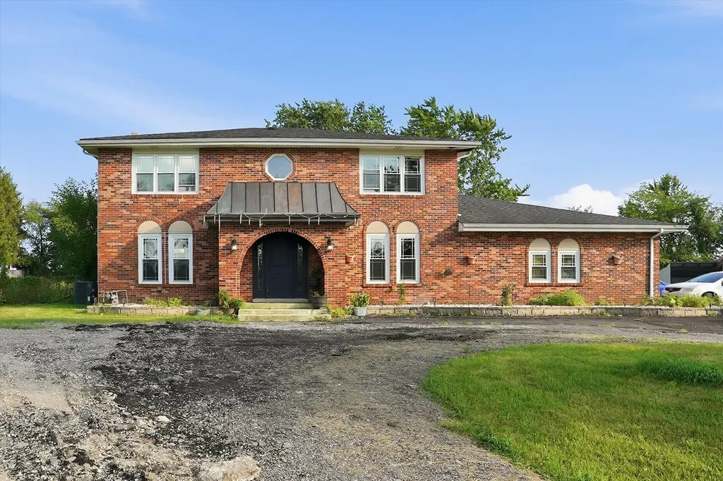 25821 South Willow Creek Lane Monee IL 60449