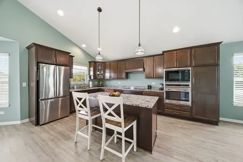 25653 South Riley Erin Road Manhattan IL 60442