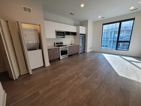 853 North Larrabee Street Chicago IL 60610