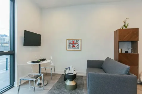 853 North Larrabee Street Chicago IL 60610