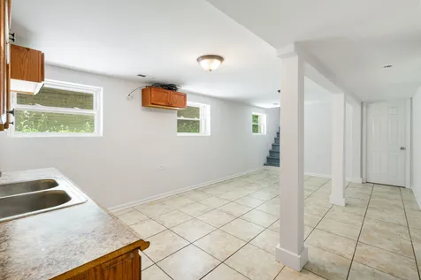 4135 West Melrose Street Chicago IL 60641