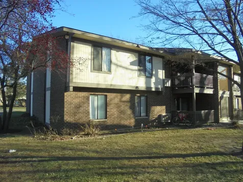 566 Somerset Lane Crystal Lake IL 60014
