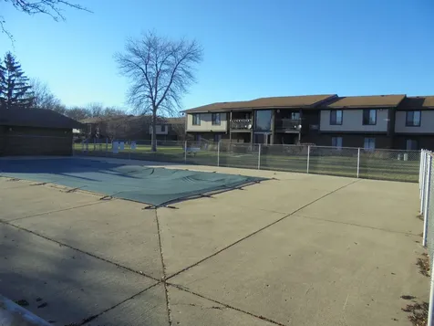 566 Somerset Lane Crystal Lake IL 60014