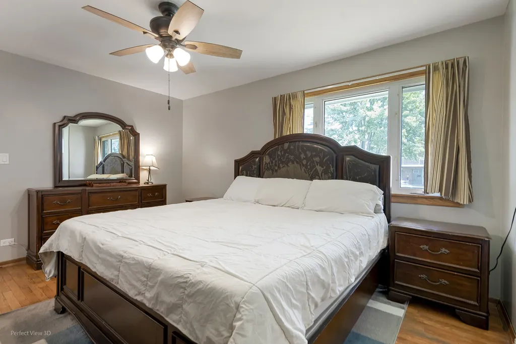 702 South School Street Lombard IL 60148