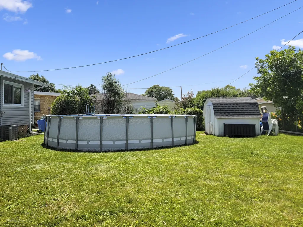 702 South School Street Lombard IL 60148