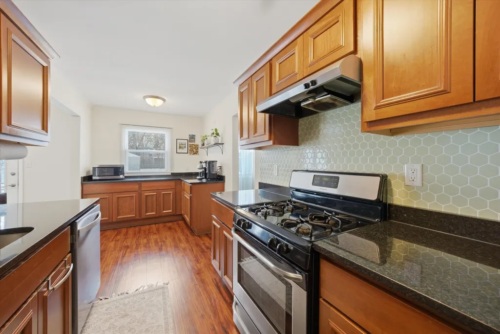 113 Parklawn Court Bolingbrook IL 60440
