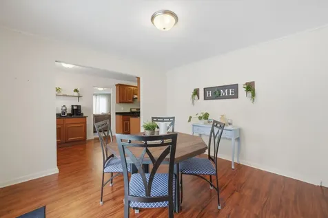 113 Parklawn Court Bolingbrook IL 60440