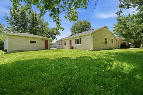 113 Parklawn Court Bolingbrook IL 60440