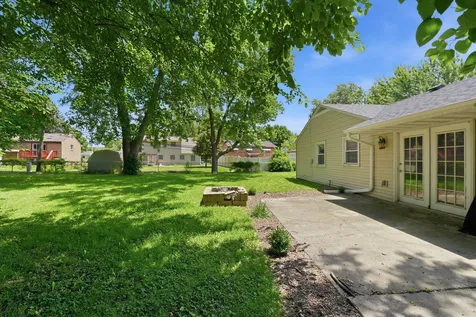 113 Parklawn Court Bolingbrook IL 60440