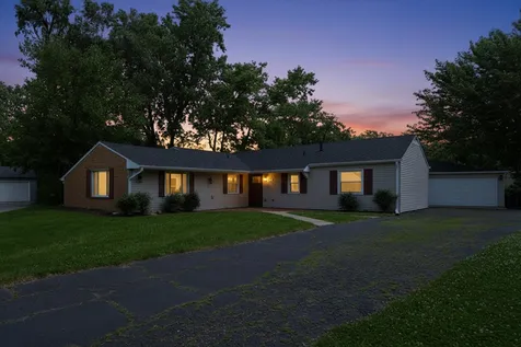 113 Parklawn Court Bolingbrook IL 60440