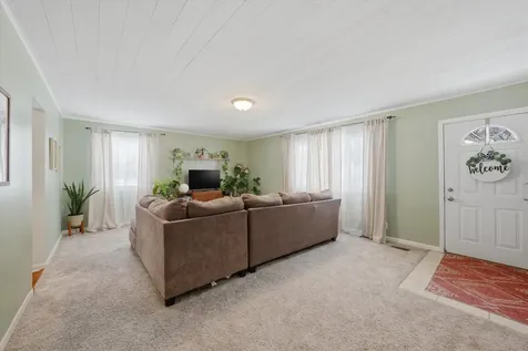 113 Parklawn Court Bolingbrook IL 60440