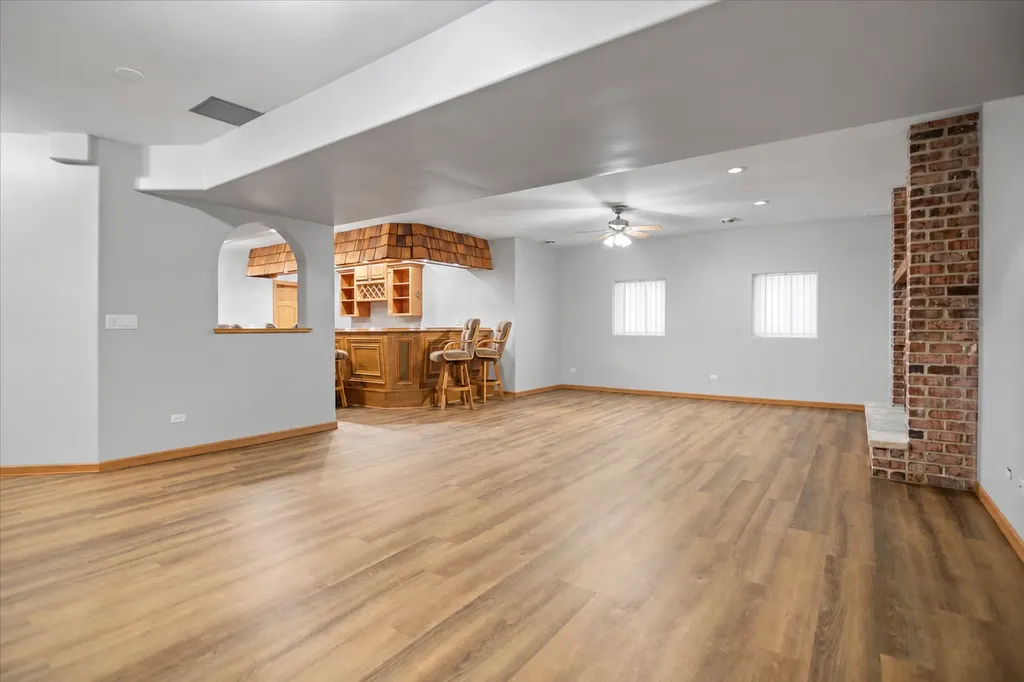 604 South Beverly Avenue Addison IL 60101