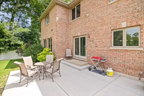 604 South Beverly Avenue Addison IL 60101