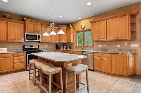604 South Beverly Avenue Addison IL 60101