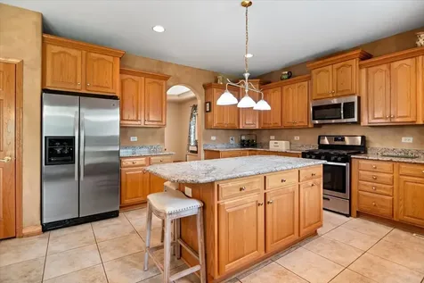 604 South Beverly Avenue Addison IL 60101