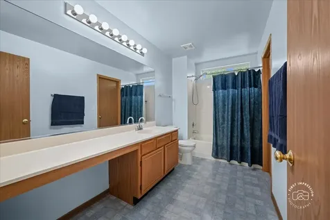 5 Ridge Court South Elgin IL 60177