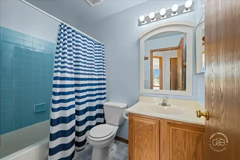 5 Ridge Court South Elgin IL 60177