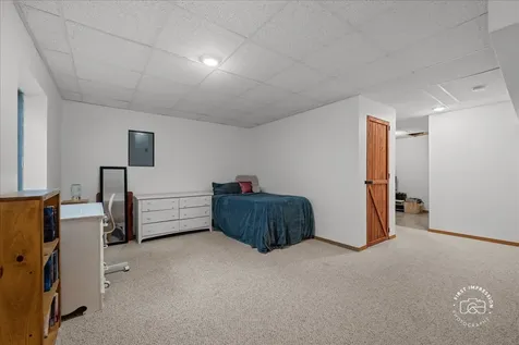 5 Ridge Court South Elgin IL 60177